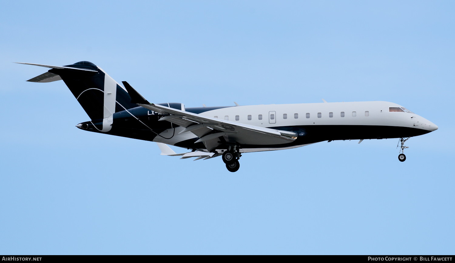 Aircraft Photo of LX-MLO | Bombardier Global 5000 (BD-700-1A11) | AirHistory.net #492542