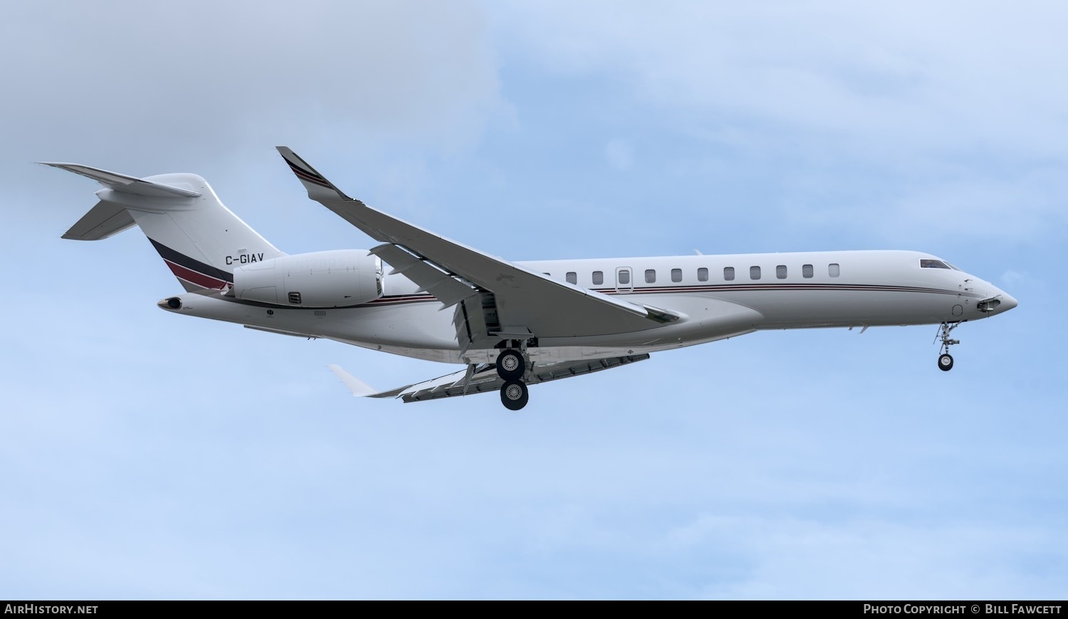 Aircraft Photo of C-GIAV | Bombardier Global 7500 (BD-700-2A12) | AirHistory.net #492545