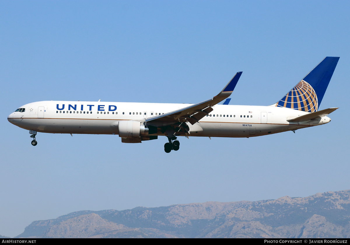 Aircraft Photo of N647UA | Boeing 767-322/ER | United Airlines | AirHistory.net #492570