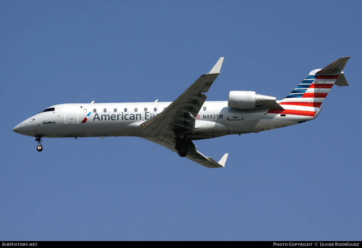 Aircraft Photo of N492SW | Bombardier CRJ-100ER (CL-600-2B19) | American Eagle | AirHistory.net #492580