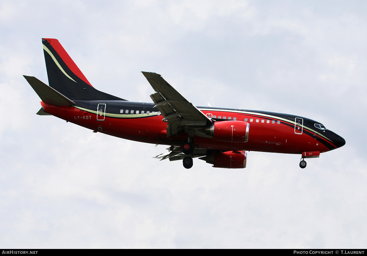 Aircraft Photo of LY-KDT | Boeing 737-522 | AirHistory.net #492638