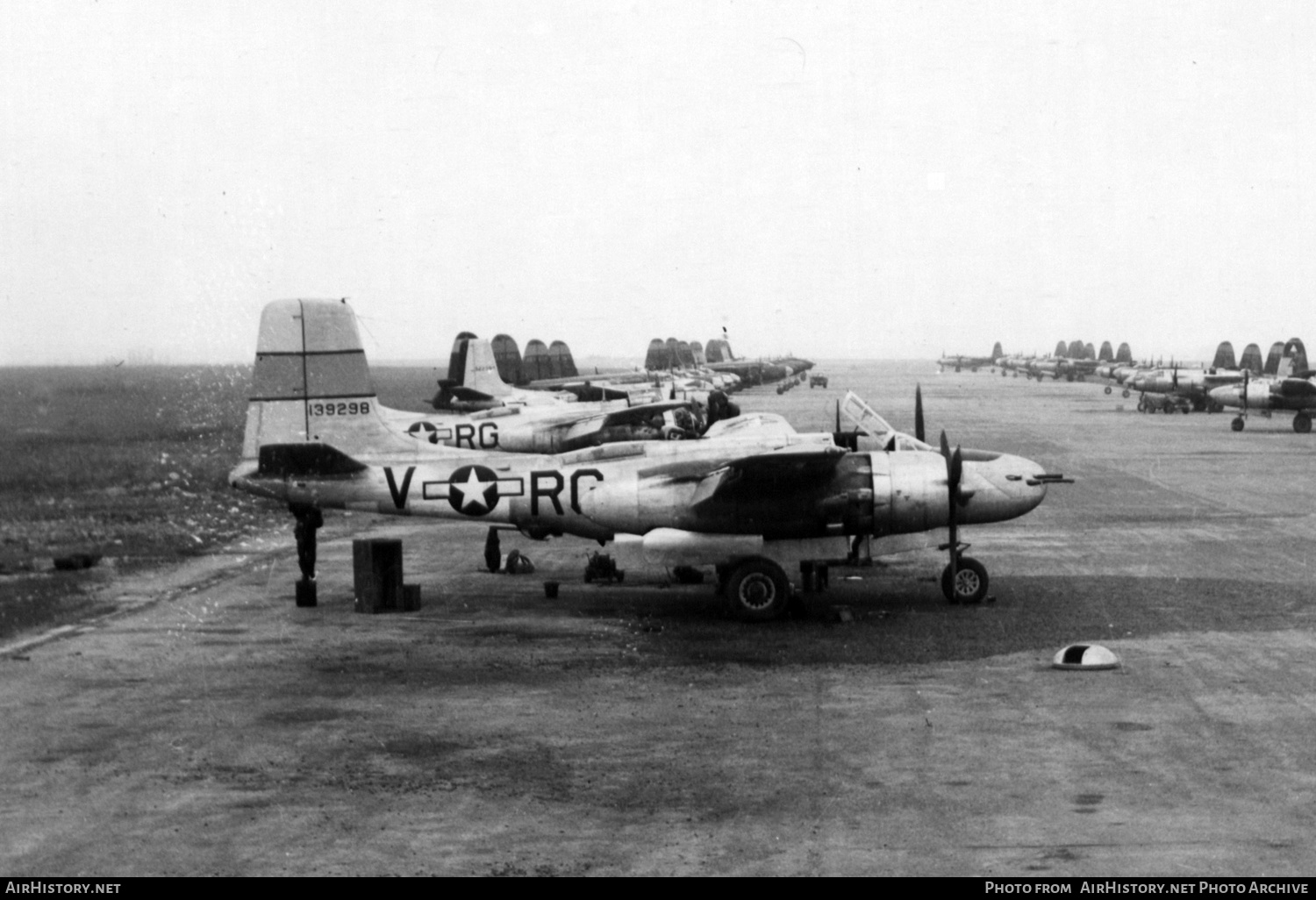 Aircraft Photo of 41-39298 / 139298 | Douglas A-26B Invader | USA - Air Force | AirHistory.net #492709