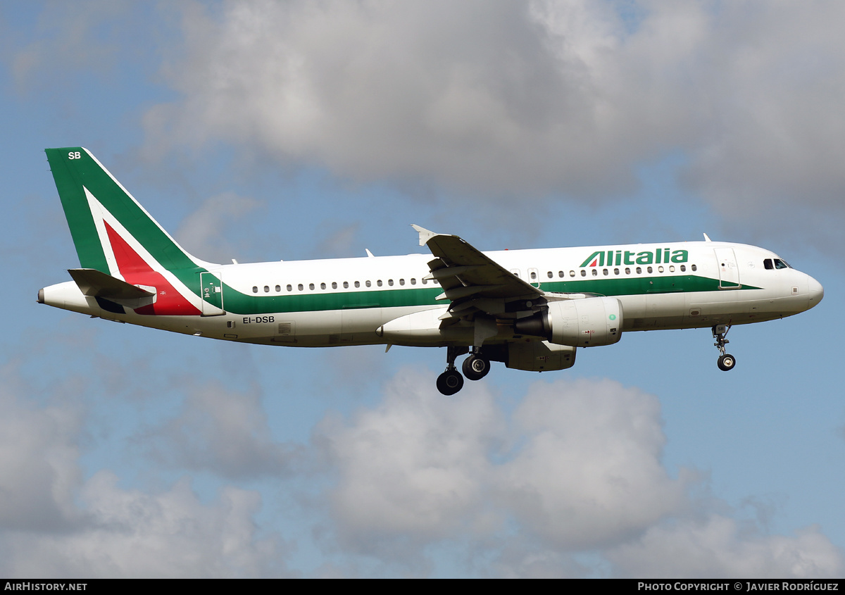 Aircraft Photo of EI-DSB | Airbus A320-216 | Alitalia | AirHistory.net #492872