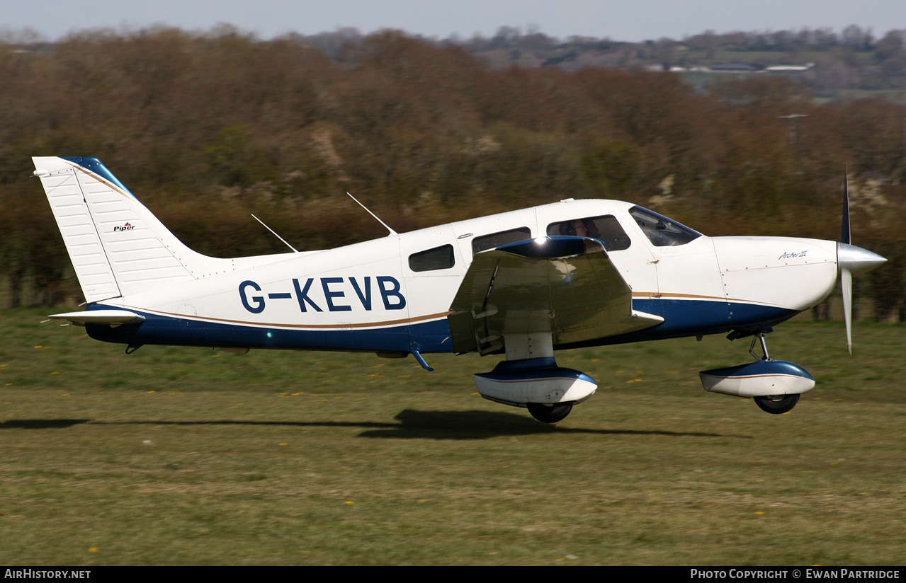 Aircraft Photo of G-KEVB | Piper PA-28-181 Archer III | AirHistory.net #492877