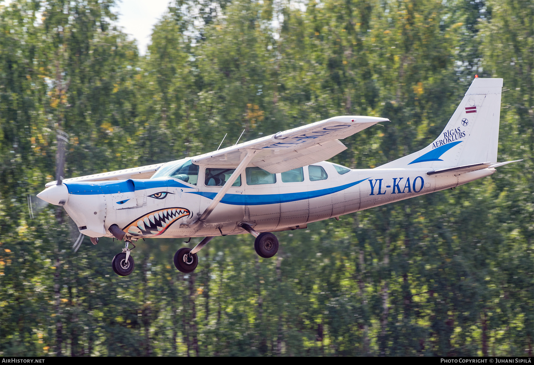 Aircraft Photo of YL-KAO | Cessna T207A/Soloy Turbine 207 | Rigas Aeroklubs | AirHistory.net #492950