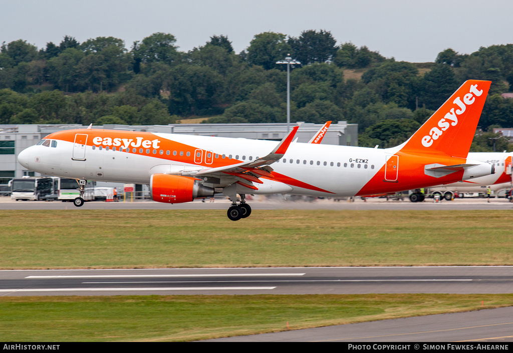 Aircraft Photo of G-EZWZ | Airbus A320-214 | EasyJet | AirHistory.net #492982