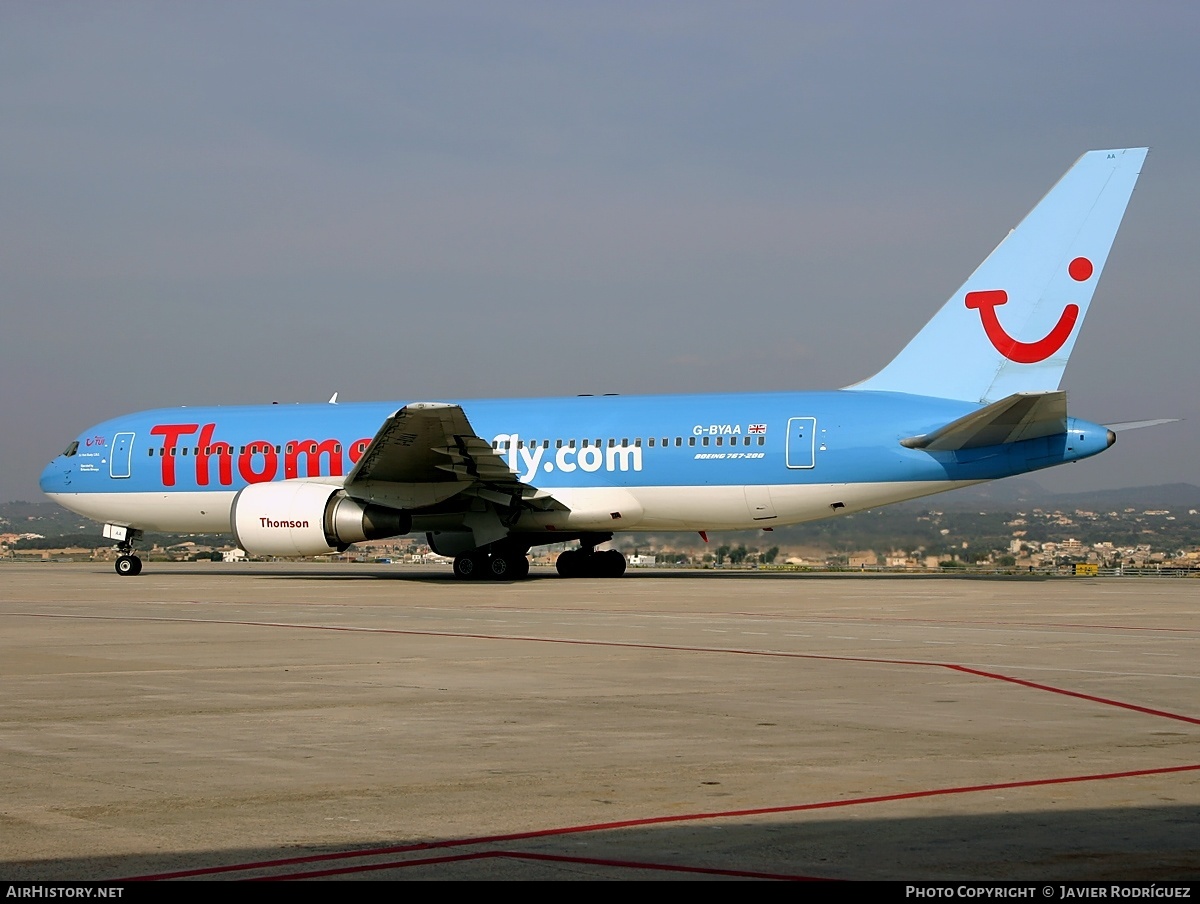 Aircraft Photo of G-BYAA | Boeing 767-204/ER | Thomsonfly | AirHistory.net #493049