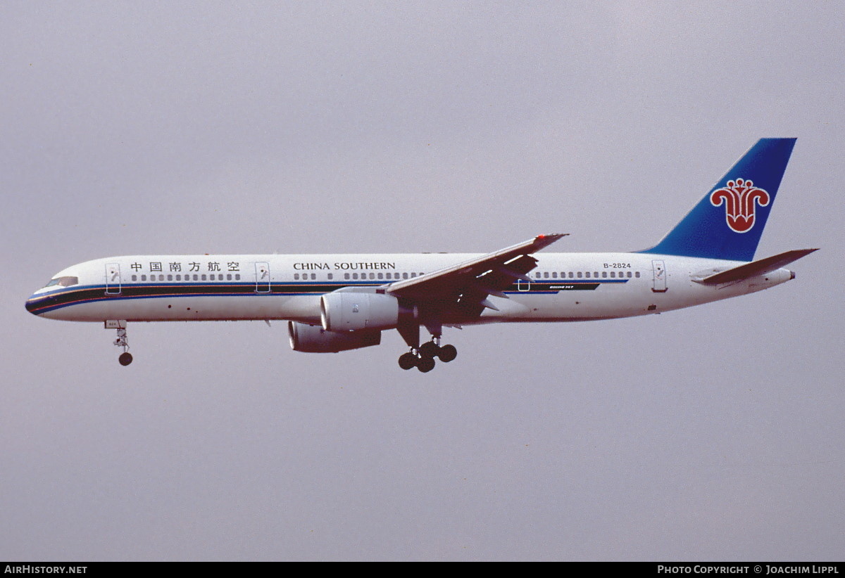 Aircraft Photo of B-2824 | Boeing 757-21B | China Southern Airlines | AirHistory.net #493090