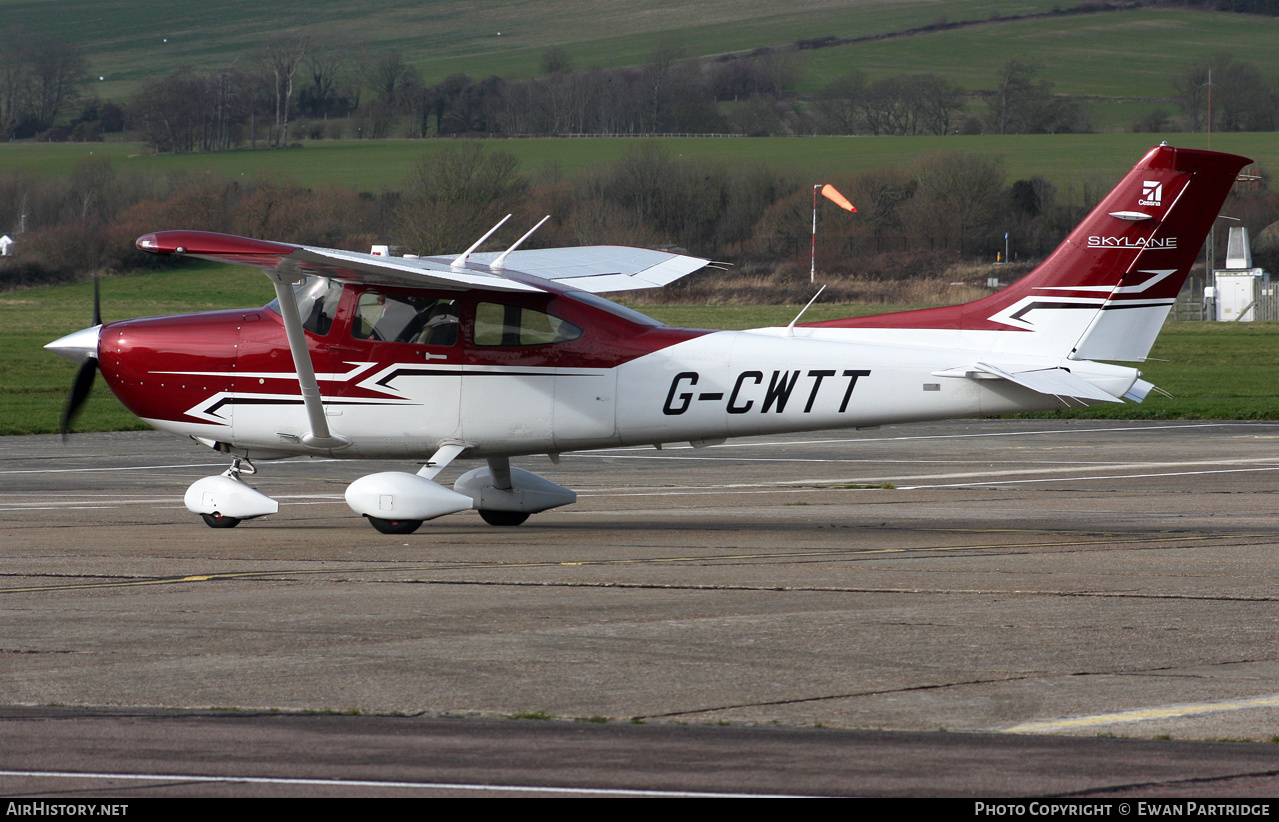 Aircraft Photo of G-CWTT | Cessna 182T Skylane | AirHistory.net #493133