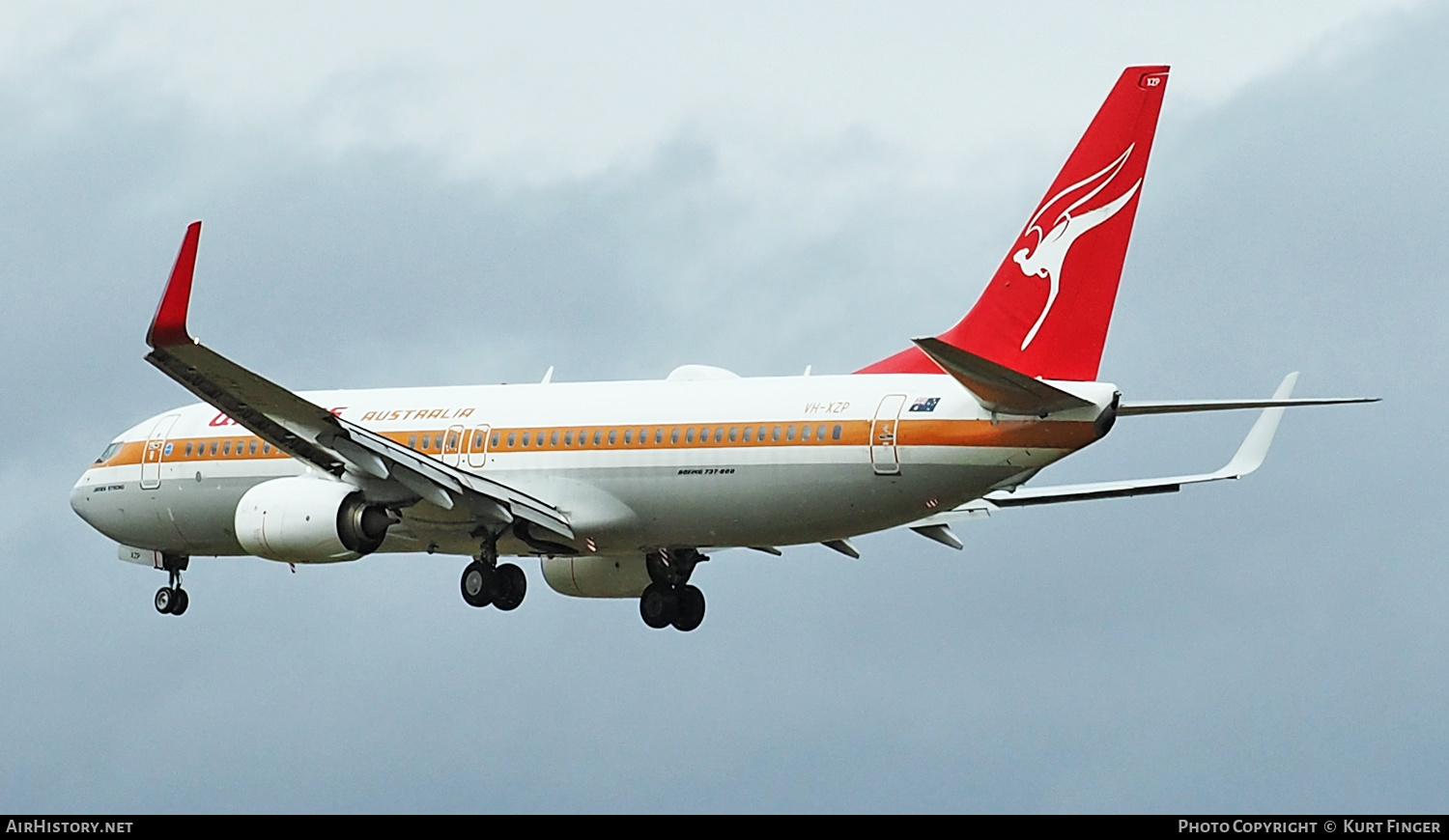 Aircraft Photo of VH-XZP | Boeing 737-838 | Qantas | AirHistory.net #493188