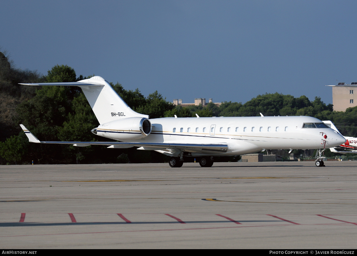 Aircraft Photo of 9H-BGL | Bombardier Global Express XRS (BD-700-1A10) | AirHistory.net #493211