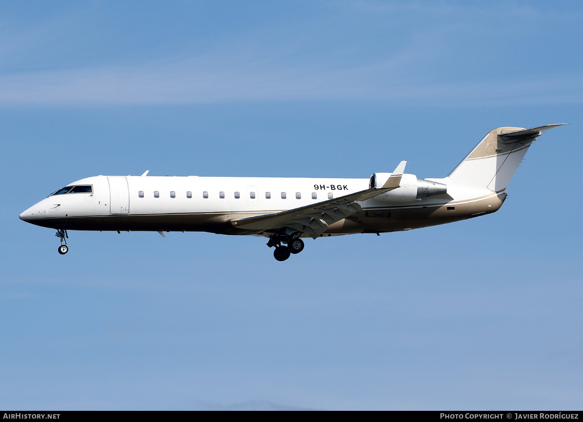 Aircraft Photo of 9H-BGK | Bombardier Challenger 850 (CRJ-200SE/CL-600-2B19) | AirHistory.net #493230