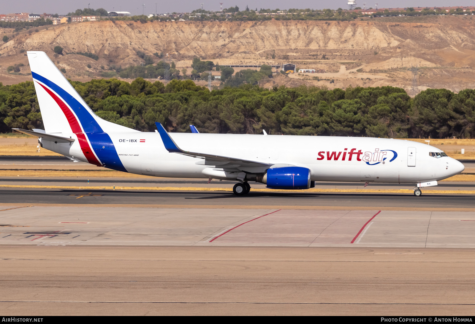 Aircraft Photo of OE-IBX | Boeing 737-8FE(SF) | Swiftair | AirHistory.net #493257