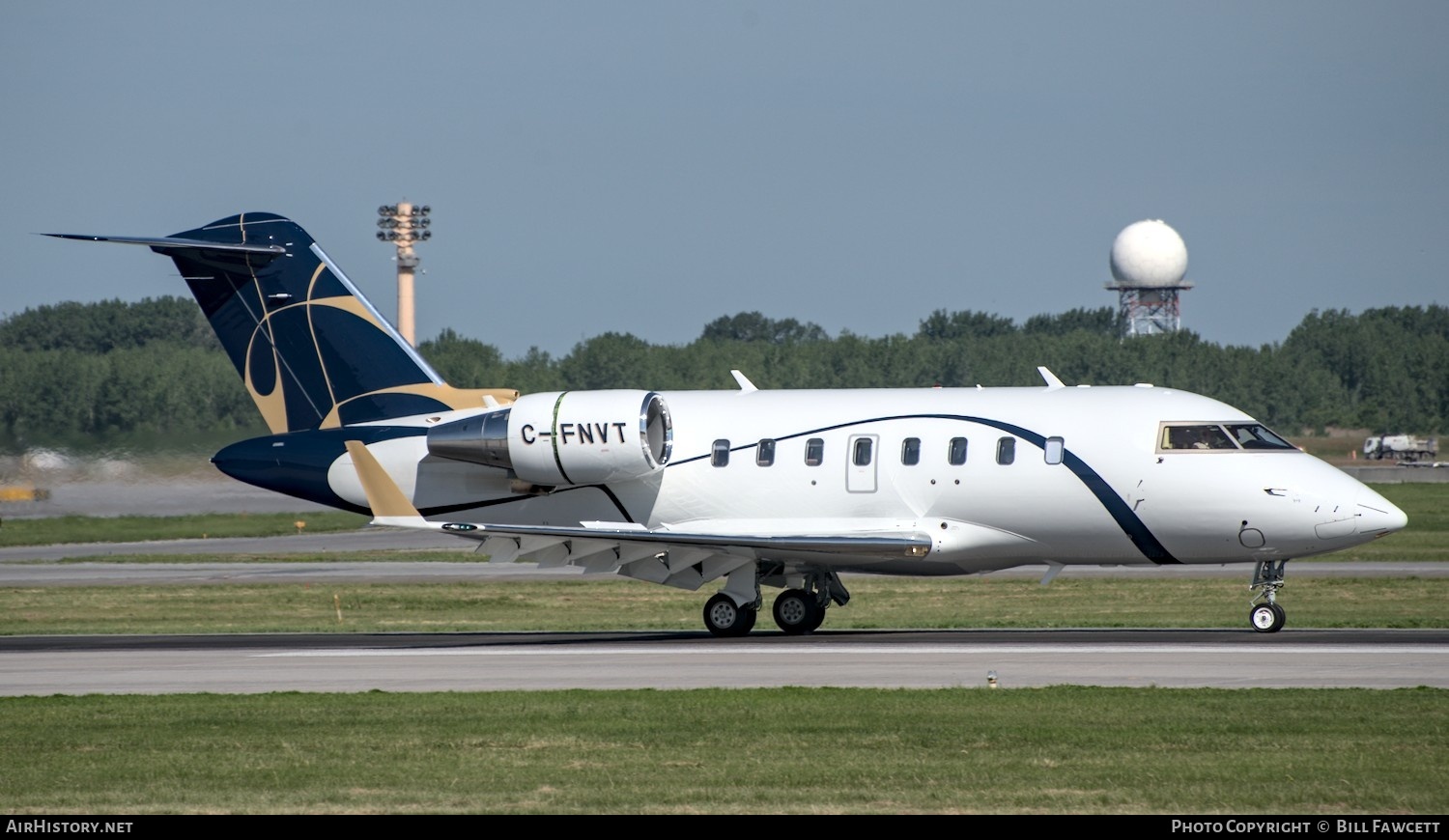 Aircraft Photo of C-FNVT | Bombardier Challenger 605 (CL-600-2B16) | AirHistory.net #493268