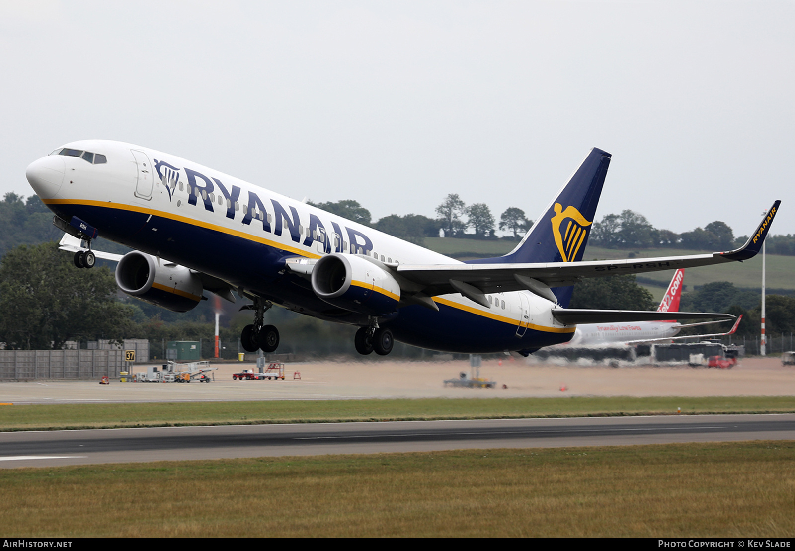 Aircraft Photo of SP-RSH | Boeing 737-800 | Ryanair | AirHistory.net #493323