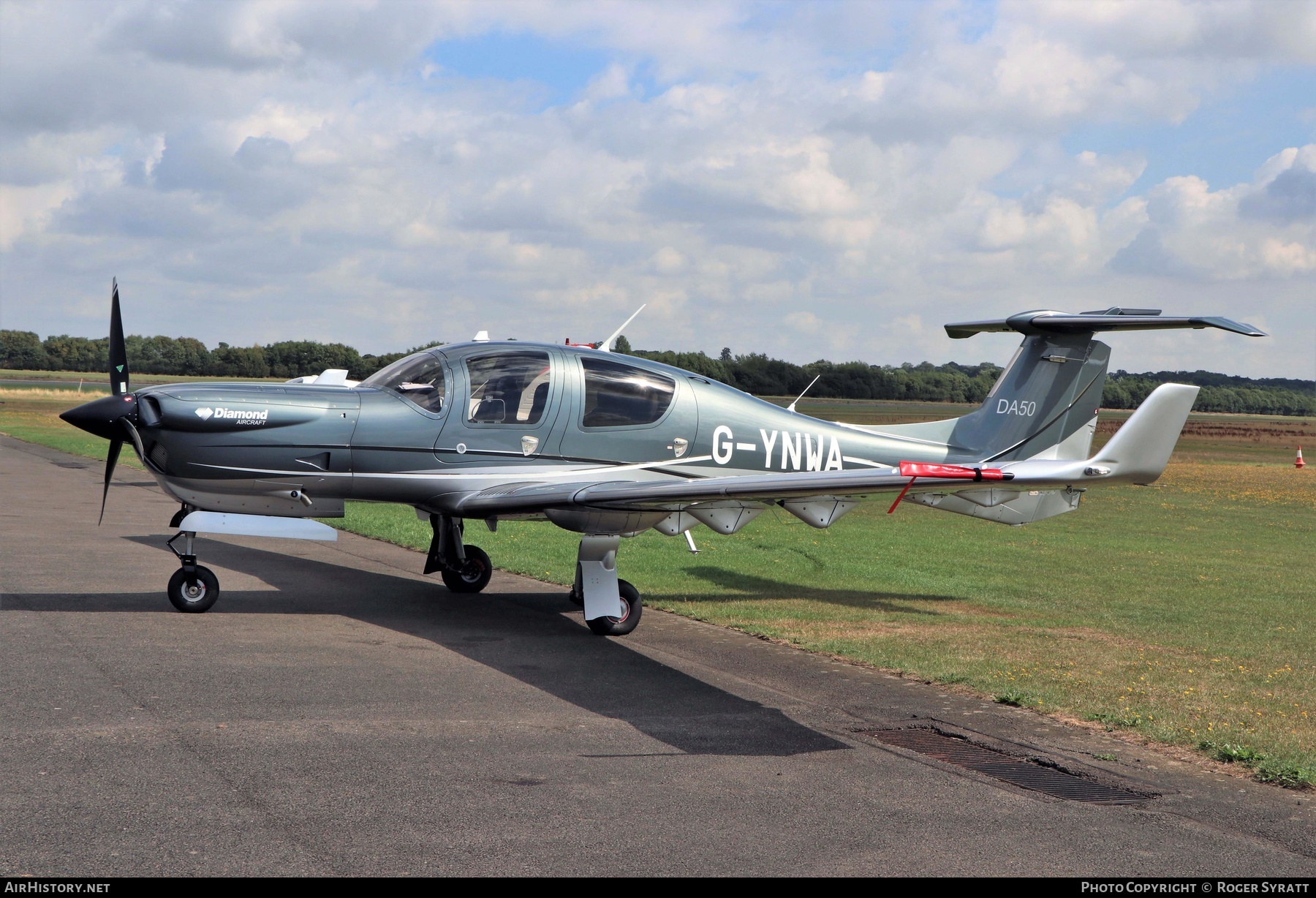 Aircraft Photo of G-YNWA | Diamond DA50 RG | AirHistory.net #493393