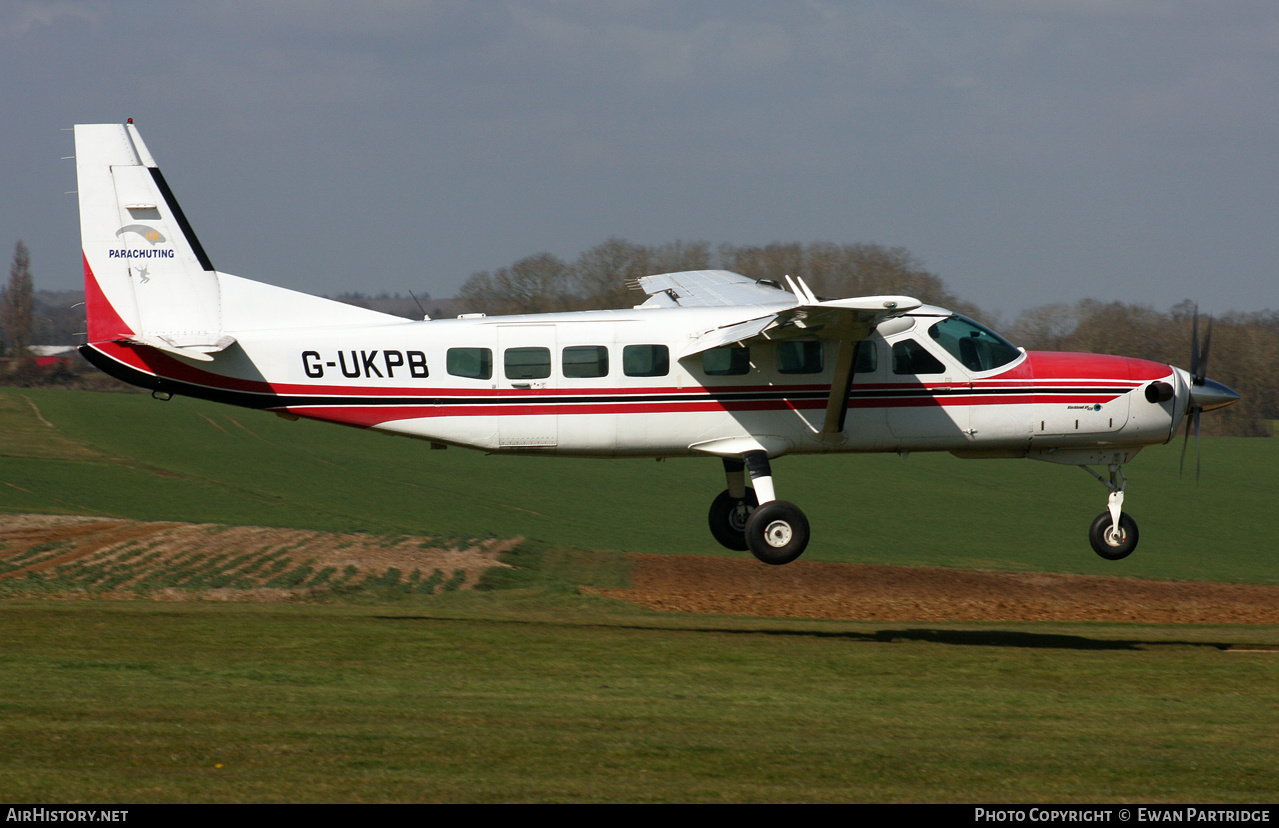 Aircraft Photo of G-UKPB | Cessna 208B Grand Caravan | UK Parachute Services | AirHistory.net #493737