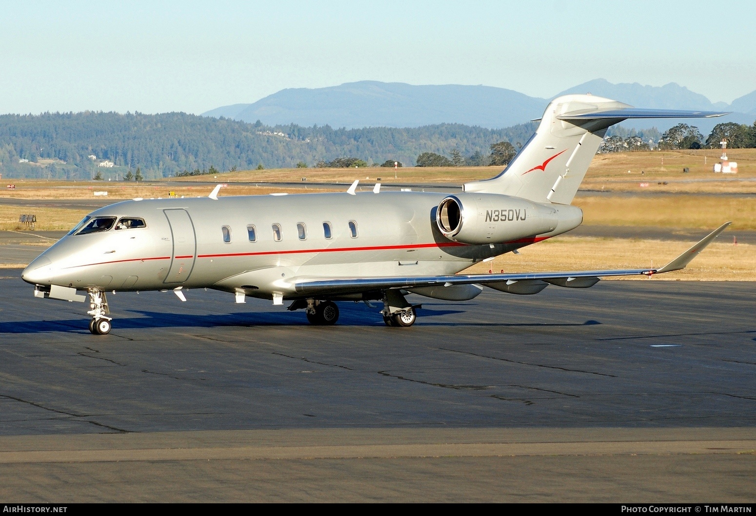 Aircraft Photo of N350VJ | Bombardier Challenger 350 (BD-100-1A10) | AirHistory.net #493791