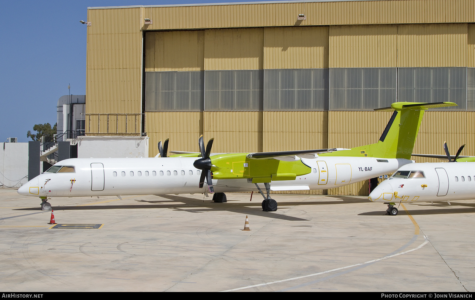 Aircraft Photo of YL-BAF | Bombardier DHC-8-402 Dash 8 | AirHistory.net #493807