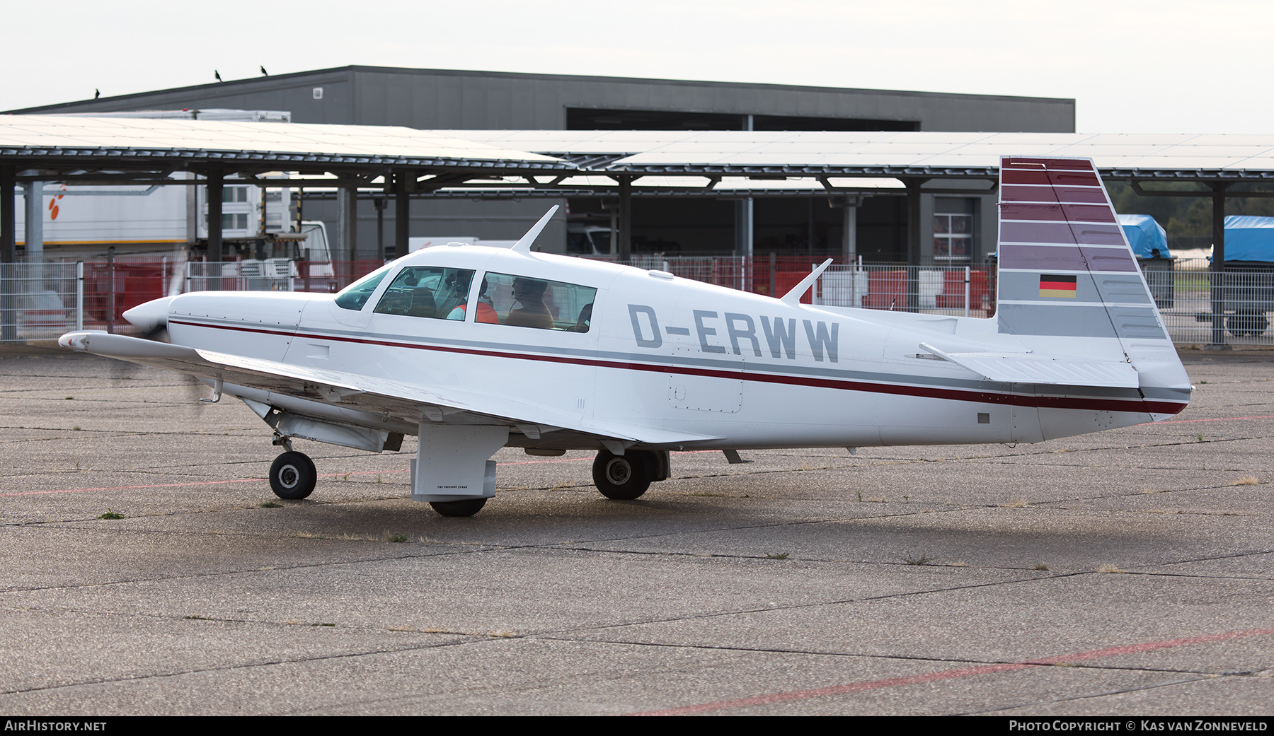 Aircraft Photo of D-ERWW | Mooney M-20K 231 | AirHistory.net #493824