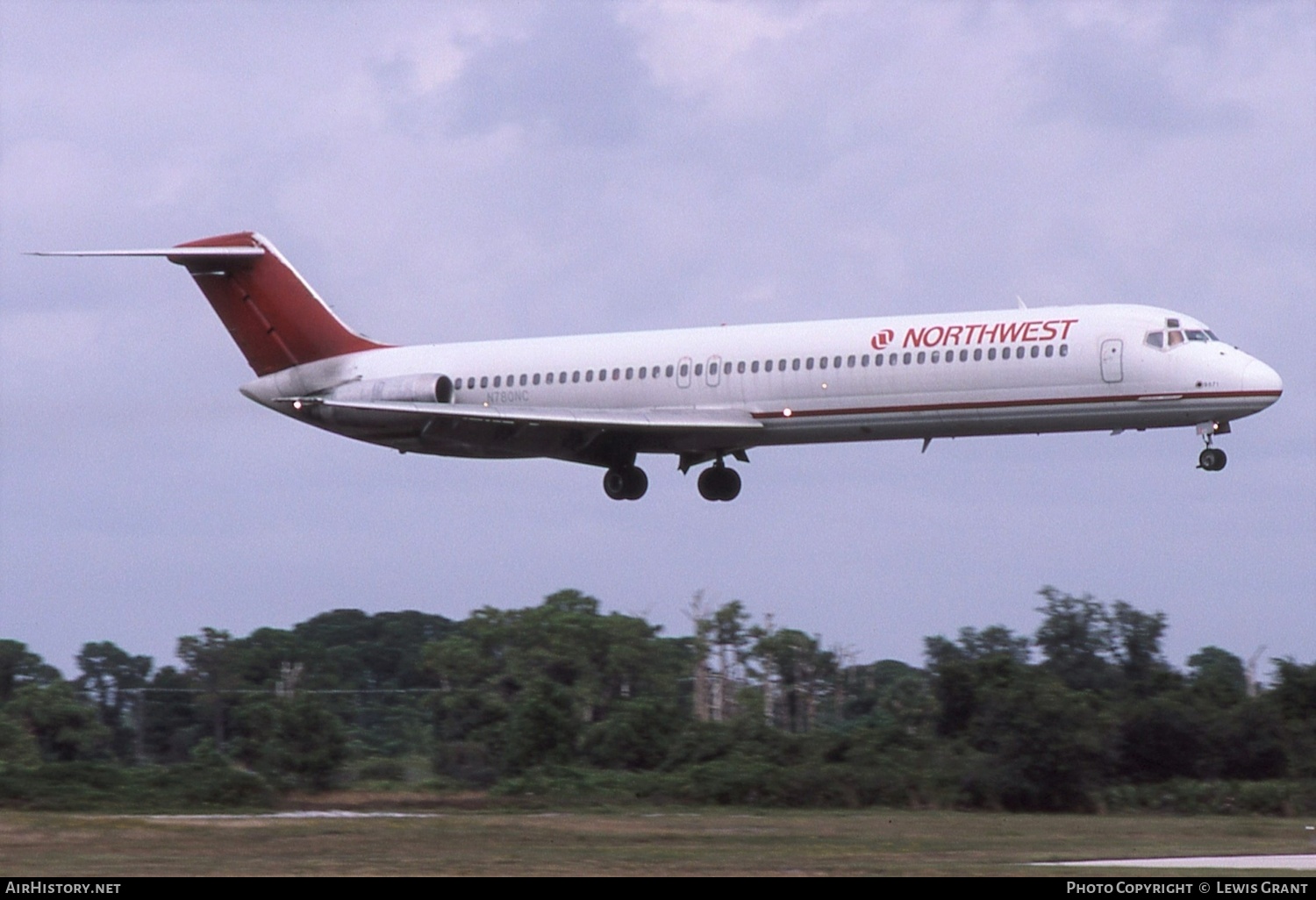 Aircraft Photo of N780NC | McDonnell Douglas DC-9-51 | Northwest Airlines | AirHistory.net #493844