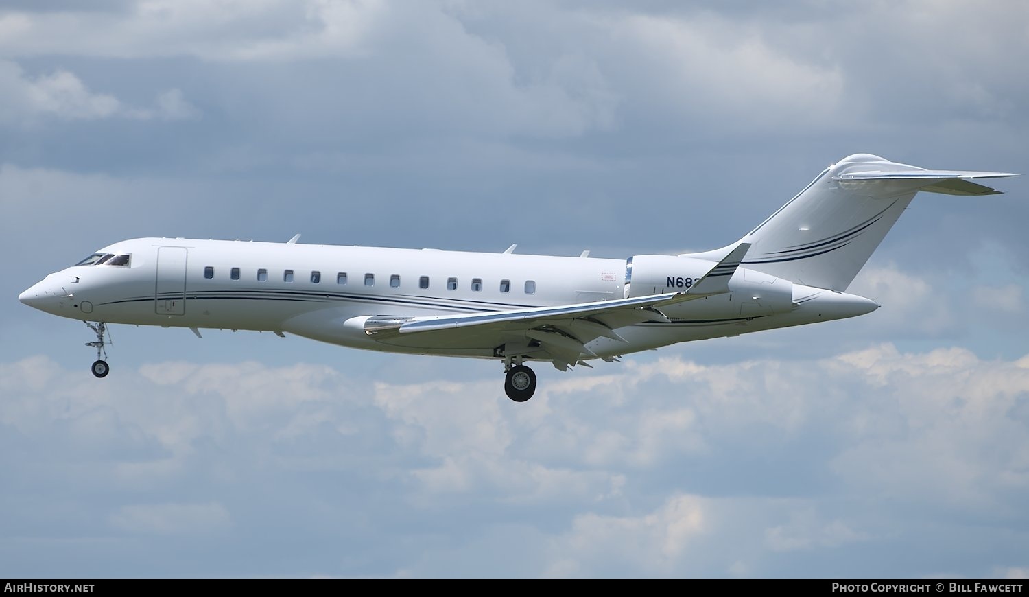 Aircraft Photo of N683SL | Bombardier Global 6500 (BD-700-1A10) | AirHistory.net #493883
