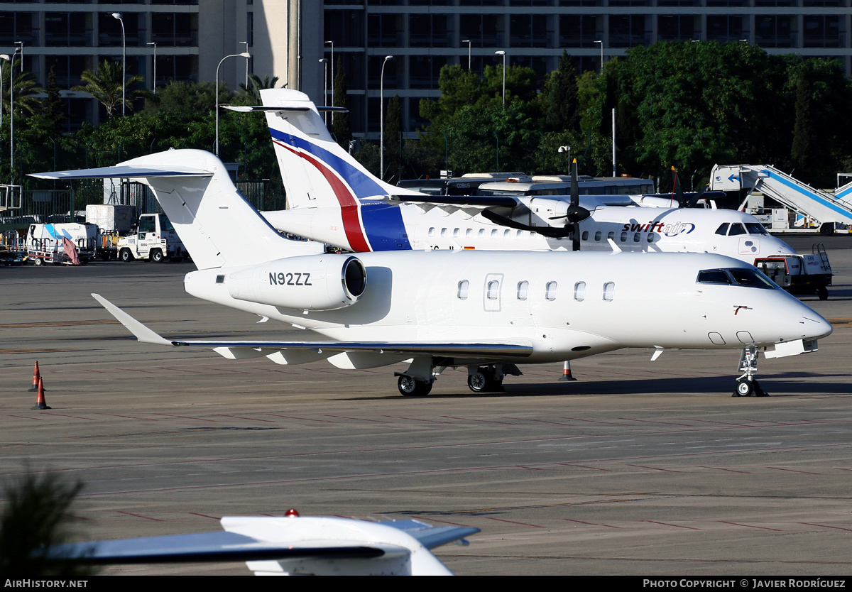 Aircraft Photo of N92ZZ | Bombardier Challenger 350 (BD-100-1A10) | AirHistory.net #493961