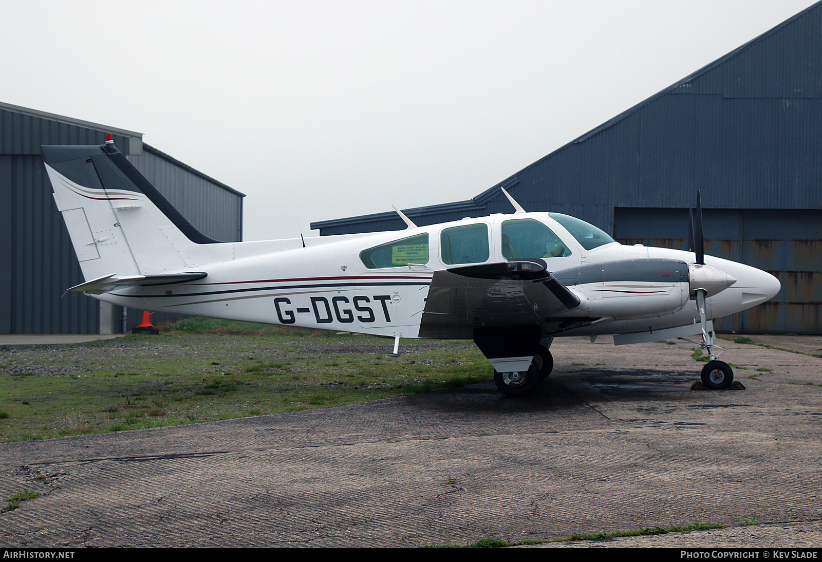 Aircraft Photo of G-DGST | Beech 95-B55 Baron | AirHistory.net #493982