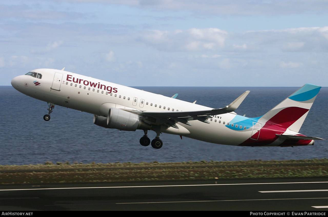 Aircraft Photo of D-AEWV | Airbus A320-214 | Eurowings | AirHistory.net #494025