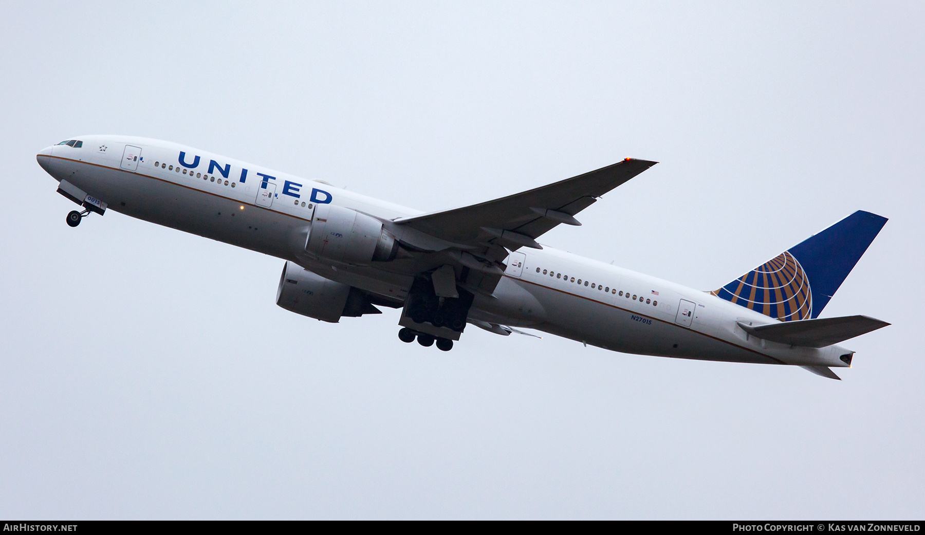 Aircraft Photo of N27015 | Boeing 777-224/ER | United Airlines | AirHistory.net #494044