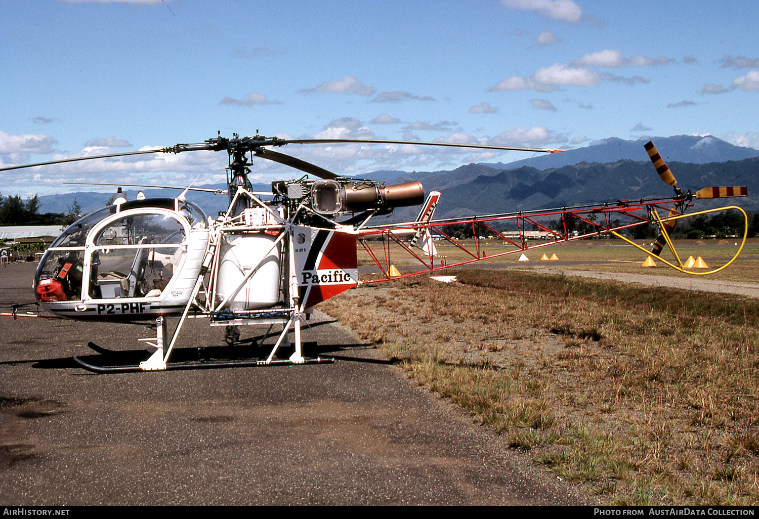 Aircraft Photo of P2-PHF | Aerospatiale SA-315B Lama | Pacific Helicopters | AirHistory.net #494081