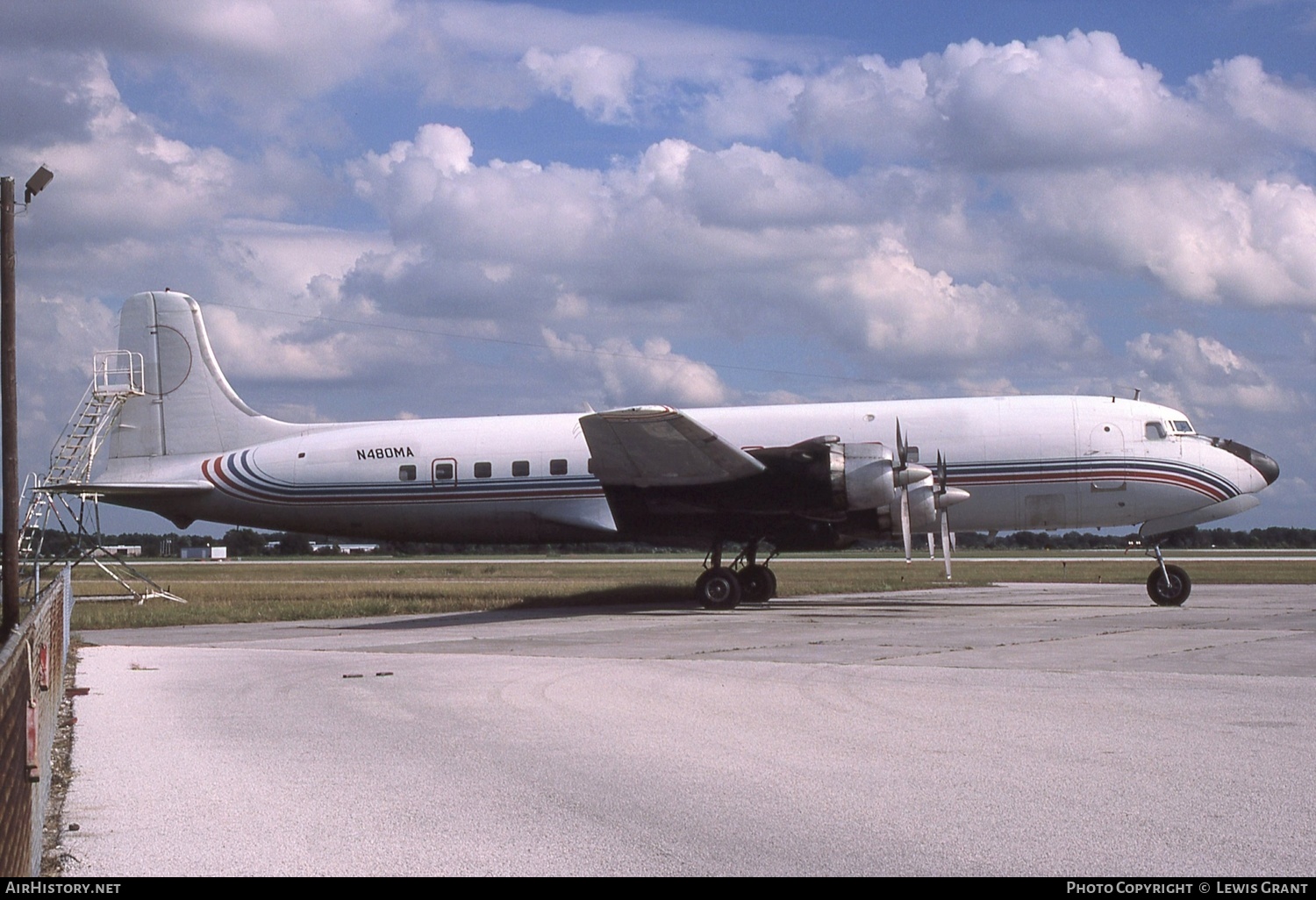 Aircraft Photo of N400UA / N480MA | Douglas DC-6A | AirHistory.net #494221