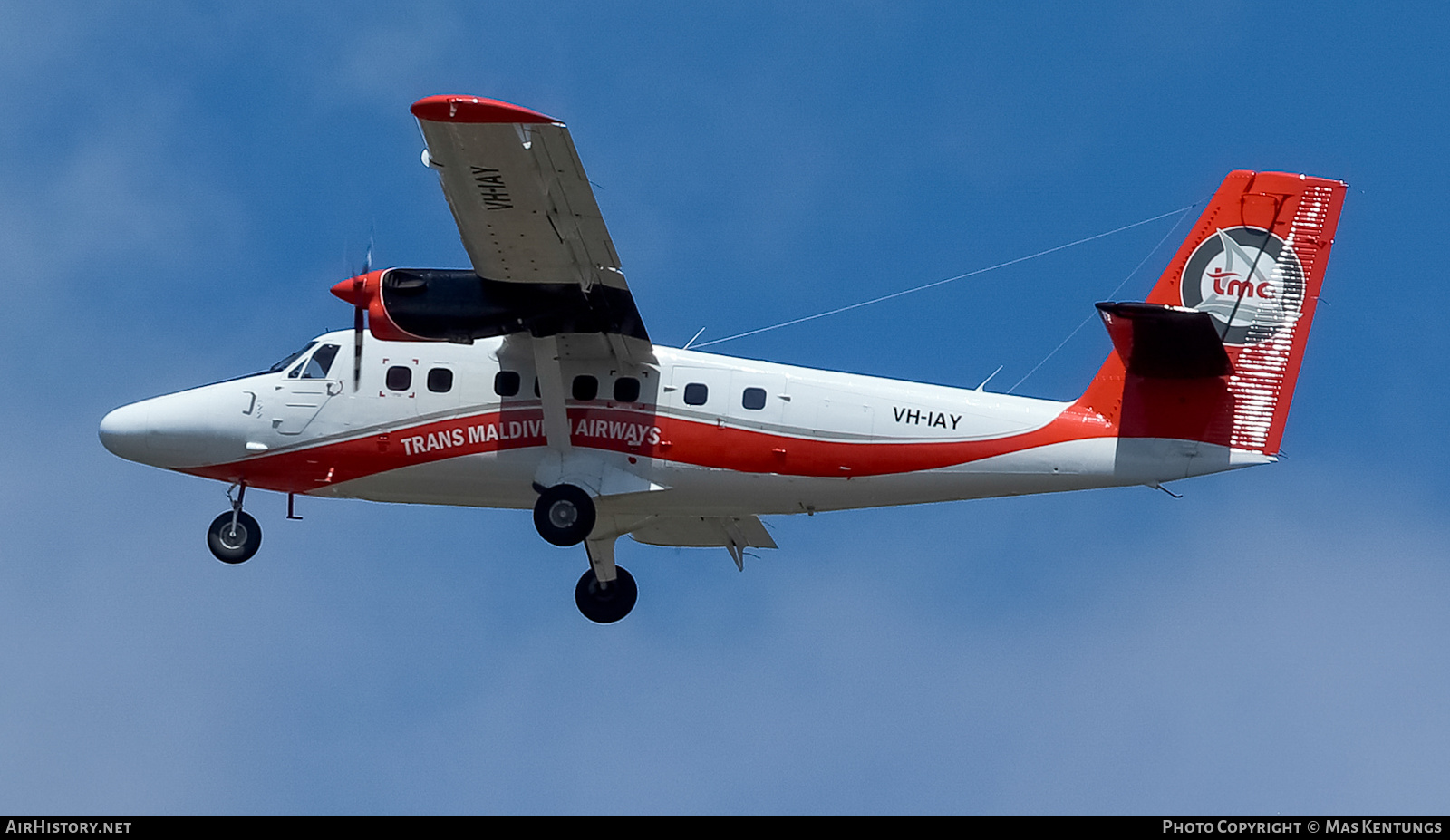 Aircraft Photo of VH-IAY | De Havilland Canada DHC-6-300 Twin Otter | Trans Maldivian Airways - TMA | AirHistory.net #494285