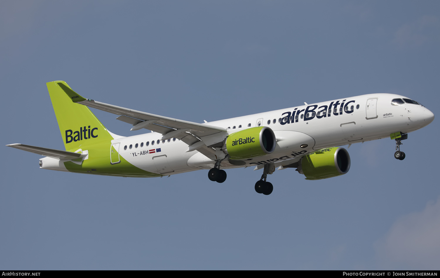 Aircraft Photo of YL-ABH | Airbus A220-371 (BD-500-1A11) | AirBaltic | AirHistory.net #494305