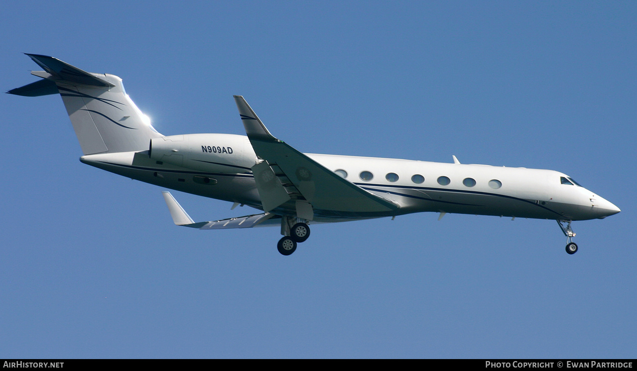 Aircraft Photo of N909AD | Gulfstream Aerospace G-V-SP Gulfstream G550 | AirHistory.net #494320