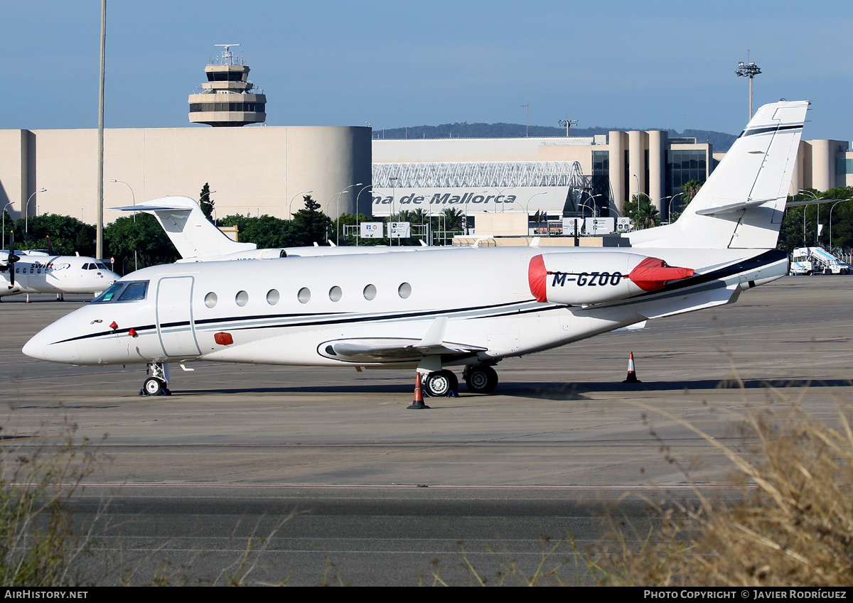 Aircraft Photo of M-GZOO | Israel Aircraft Industries Gulfstream G200 | AirHistory.net #494428
