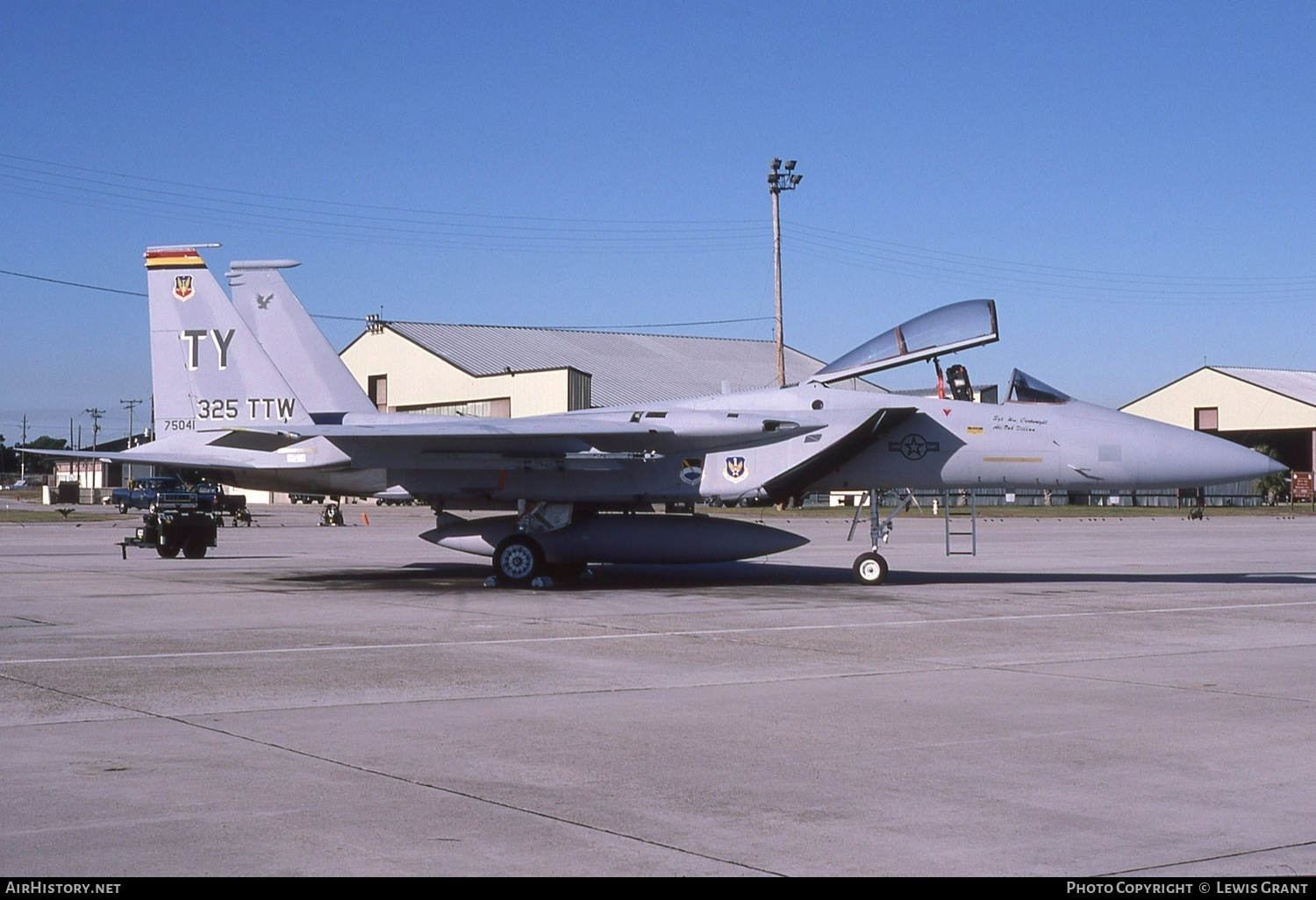 Aircraft Photo of 75-0041 / 75041 | McDonnell Douglas F-15A Eagle | USA - Air Force | AirHistory.net #494493