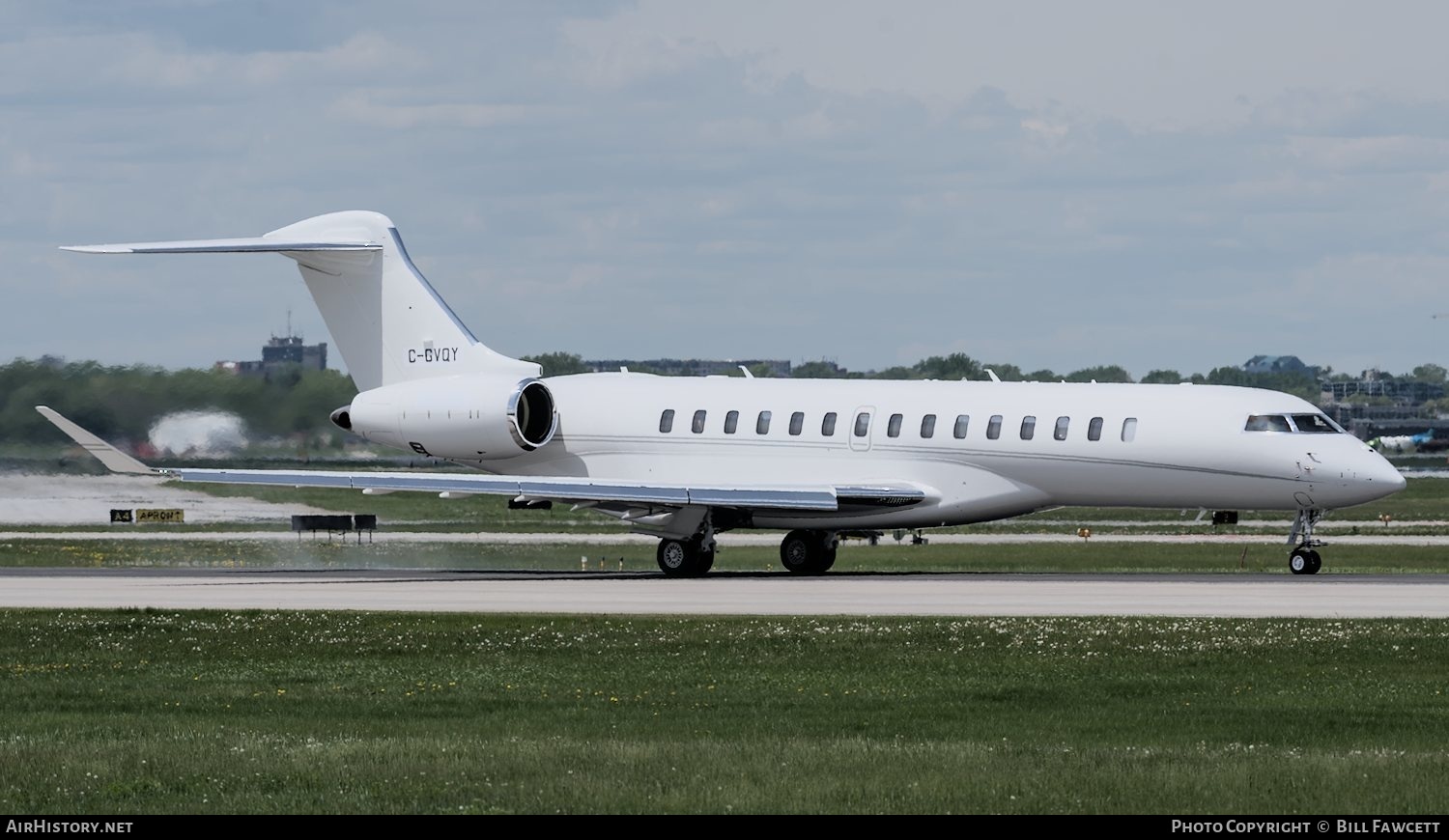 Aircraft Photo of C-GVQY | Bombardier Global 7500 (BD-700-2A12) | AirHistory.net #494614