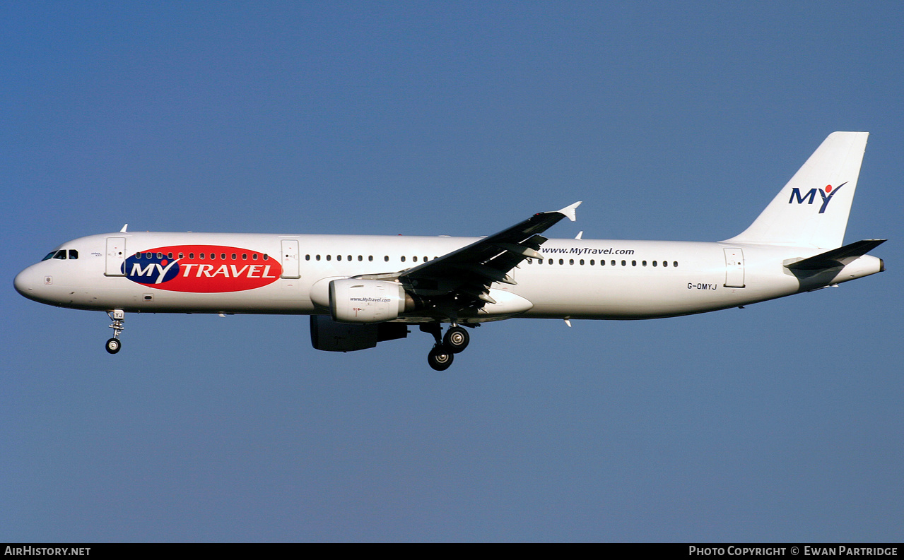 Aircraft Photo of G-OMYJ | Airbus A321-211 | MyTravel Airways | AirHistory.net #494636