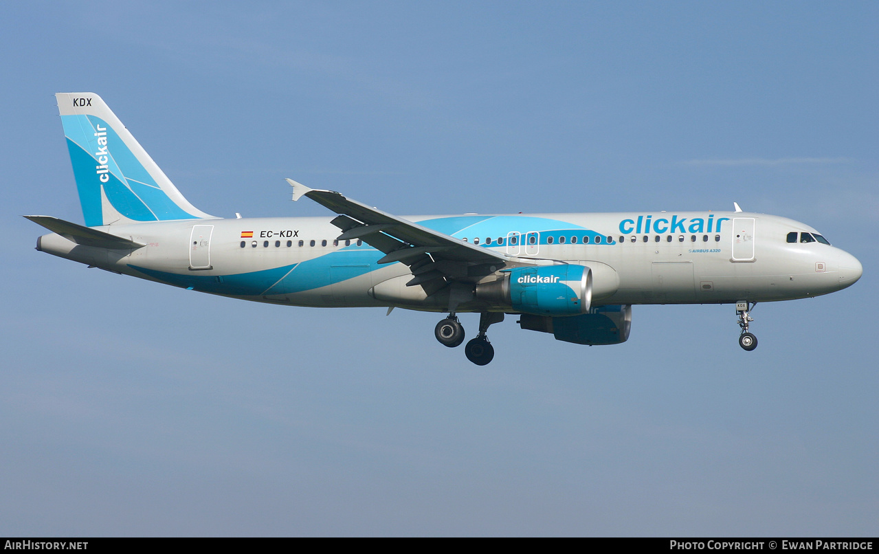 Aircraft Photo of EC-KDX | Airbus A320-216 | Clickair | AirHistory.net #494697