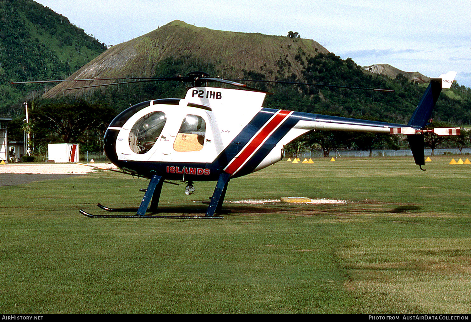 Aircraft Photo of P2-IHB | Hughes 500D (369D) | Islands Aviation | AirHistory.net #494705