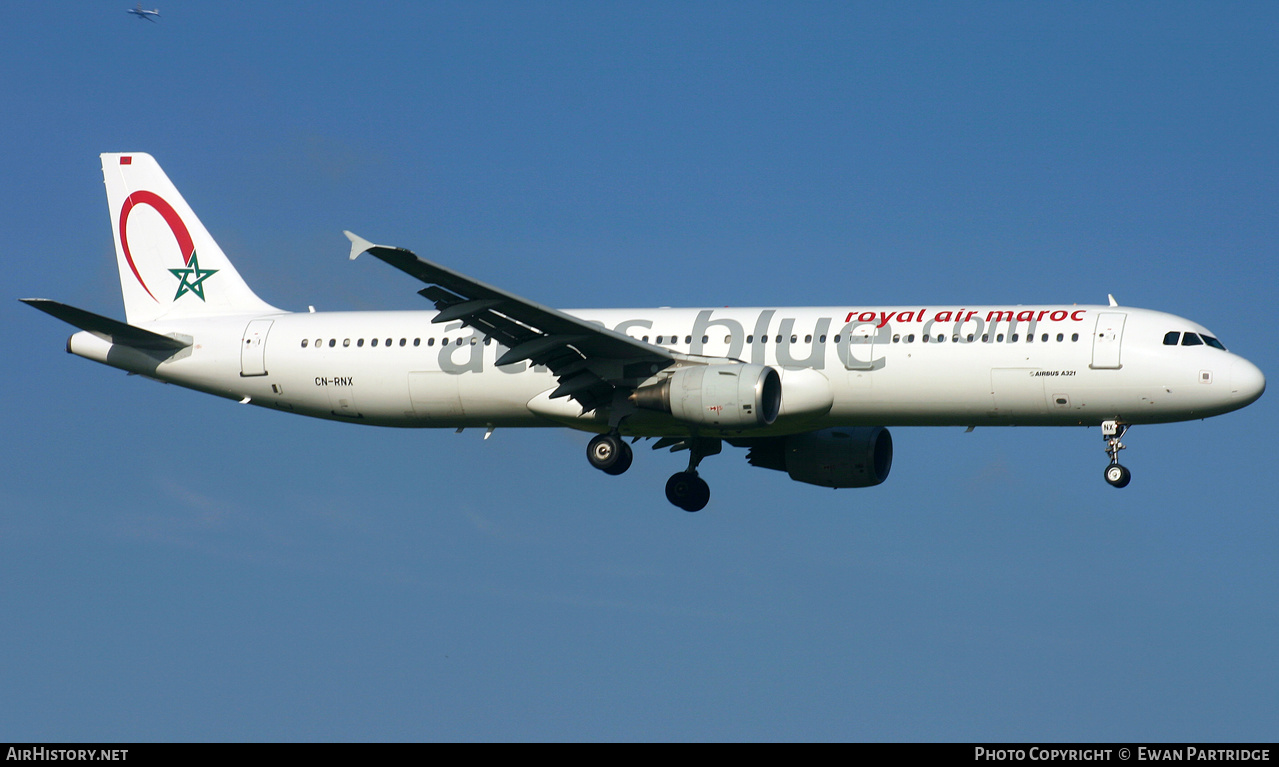 Aircraft Photo of CN-RNX | Airbus A321-211 | Atlas Blue | AirHistory.net #494723