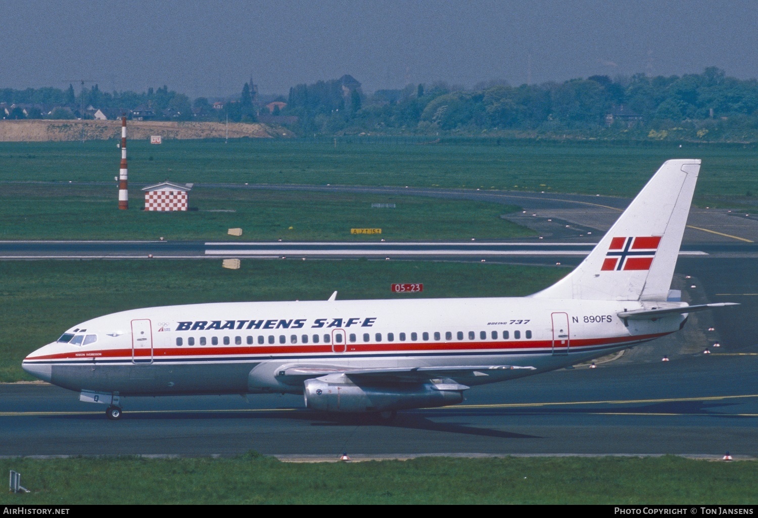 Aircraft Photo of N890FS | Boeing 737-205/Adv | Braathens SAFE | AirHistory.net #494818