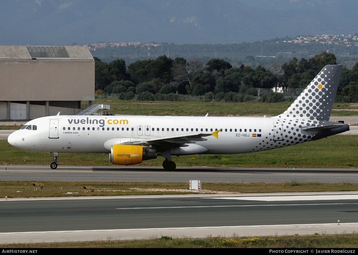 Aircraft Photo of EC-HQJ | Airbus A320-214 | Vueling Airlines | AirHistory.net #494870