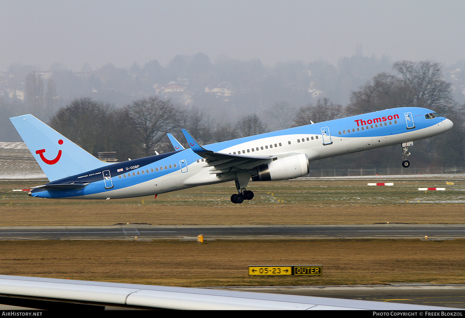 Aircraft Photo of G-OOBF | Boeing 757-28A | Thomson Airways | AirHistory.net #494966