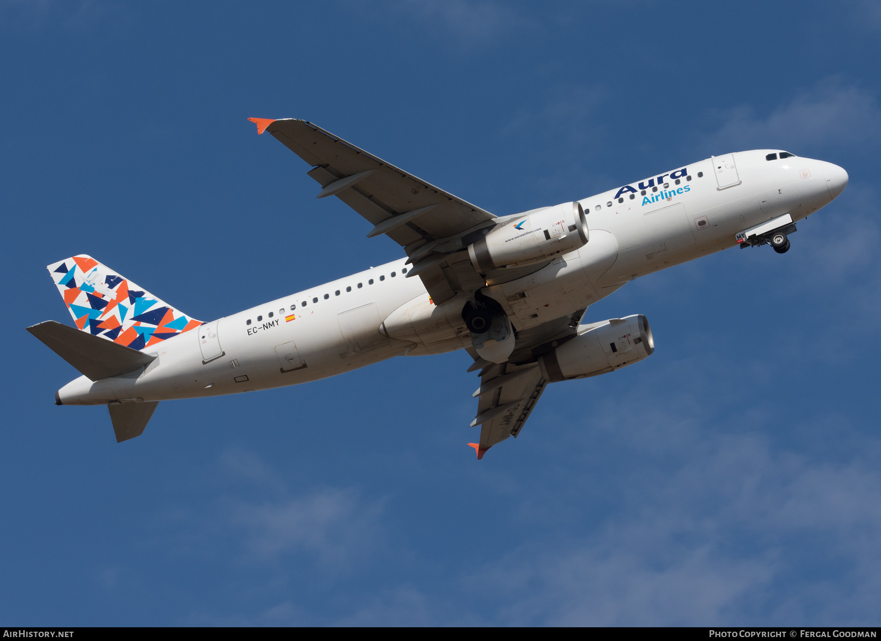 Aircraft Photo of EC-NMY | Airbus A320-232 | Aura Airlines | AirHistory.net #494968