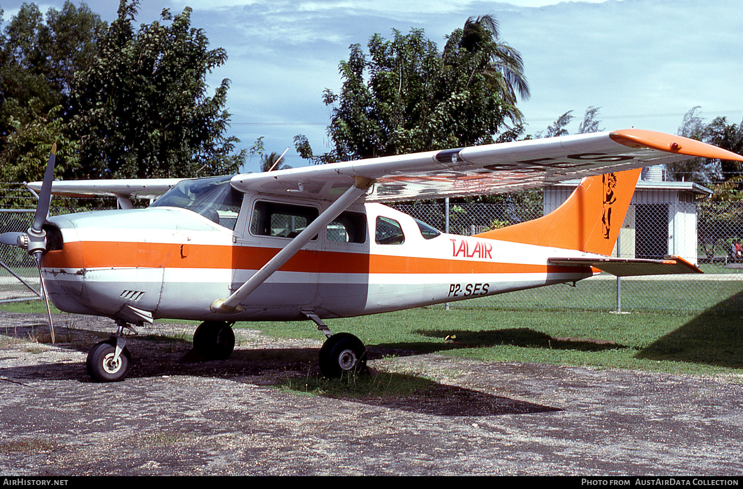 Aircraft Photo of P2-SES | Cessna U206B Super Skywagon | Talair - Tourist Airline of Niugini | AirHistory.net #495030
