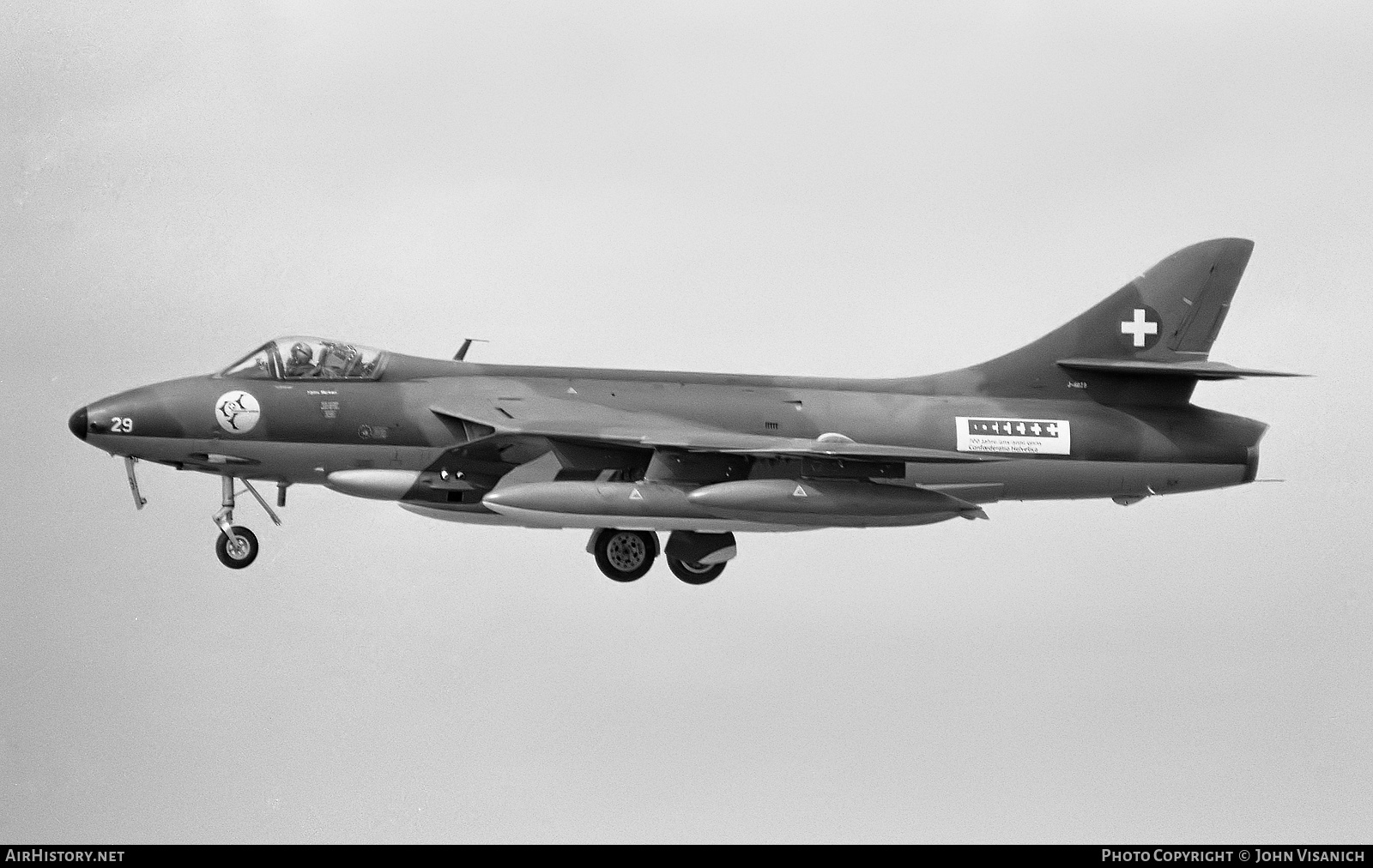 Aircraft Photo of J-4029 | Hawker Hunter F58 | Switzerland - Air Force | AirHistory.net #495046