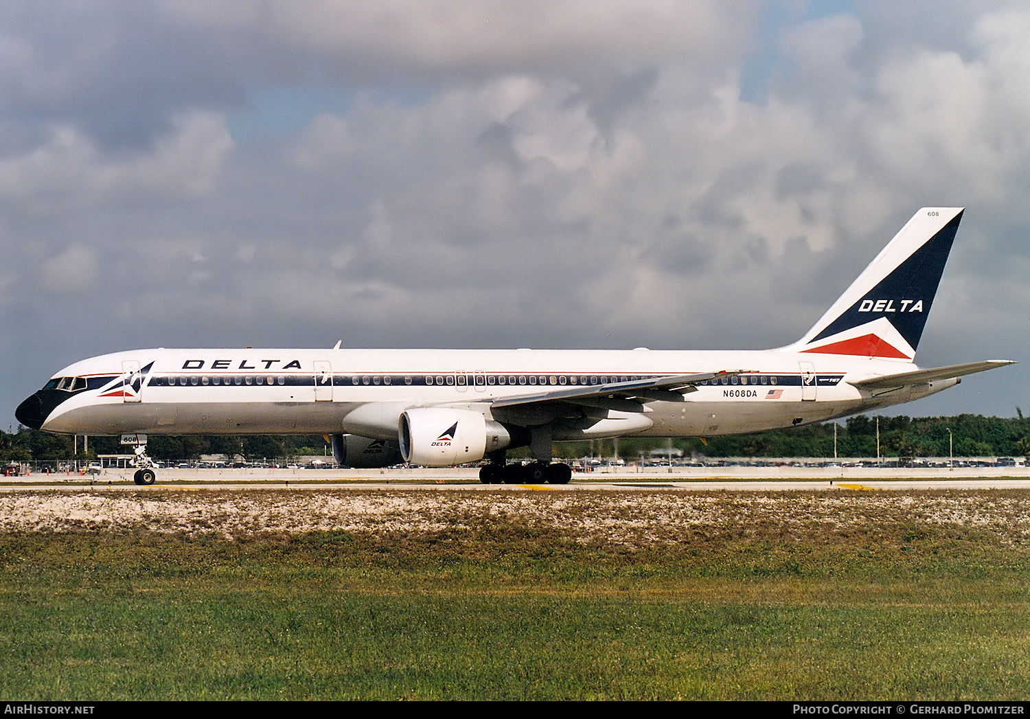 Aircraft Photo of N608DA | Boeing 757-232 | Delta Air Lines ...