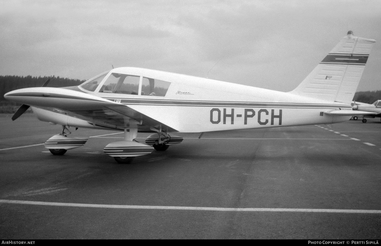 Aircraft Photo of OH-PCH | Piper PA-28-140 Cherokee B | AirHistory.net #495127
